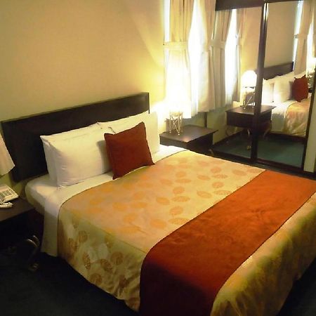 Leon De Oro Inn & Suites Lima Exteriör bild