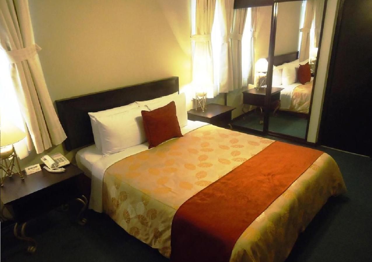 Leon De Oro Inn & Suites Lima Exteriör bild