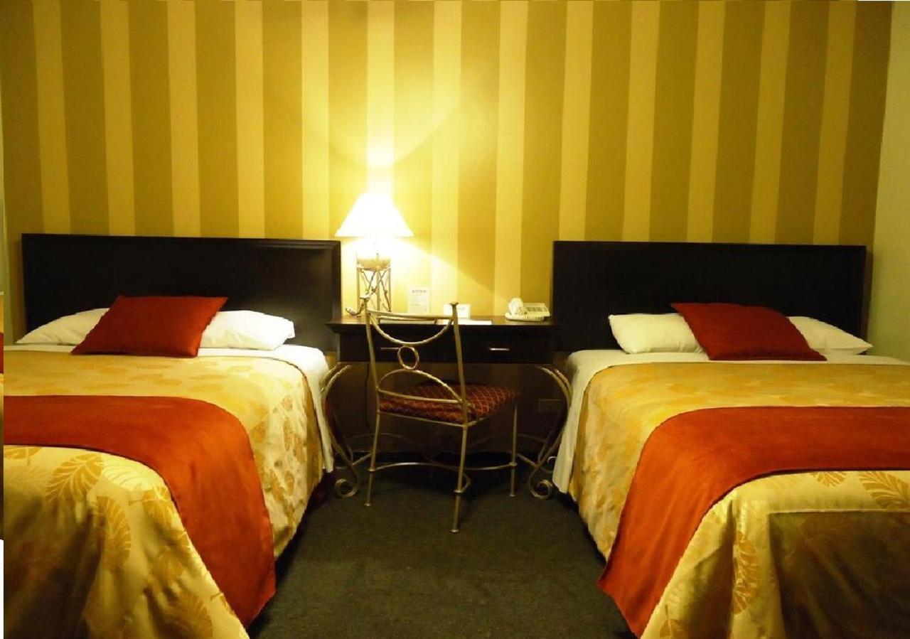 Leon De Oro Inn & Suites Lima Exteriör bild