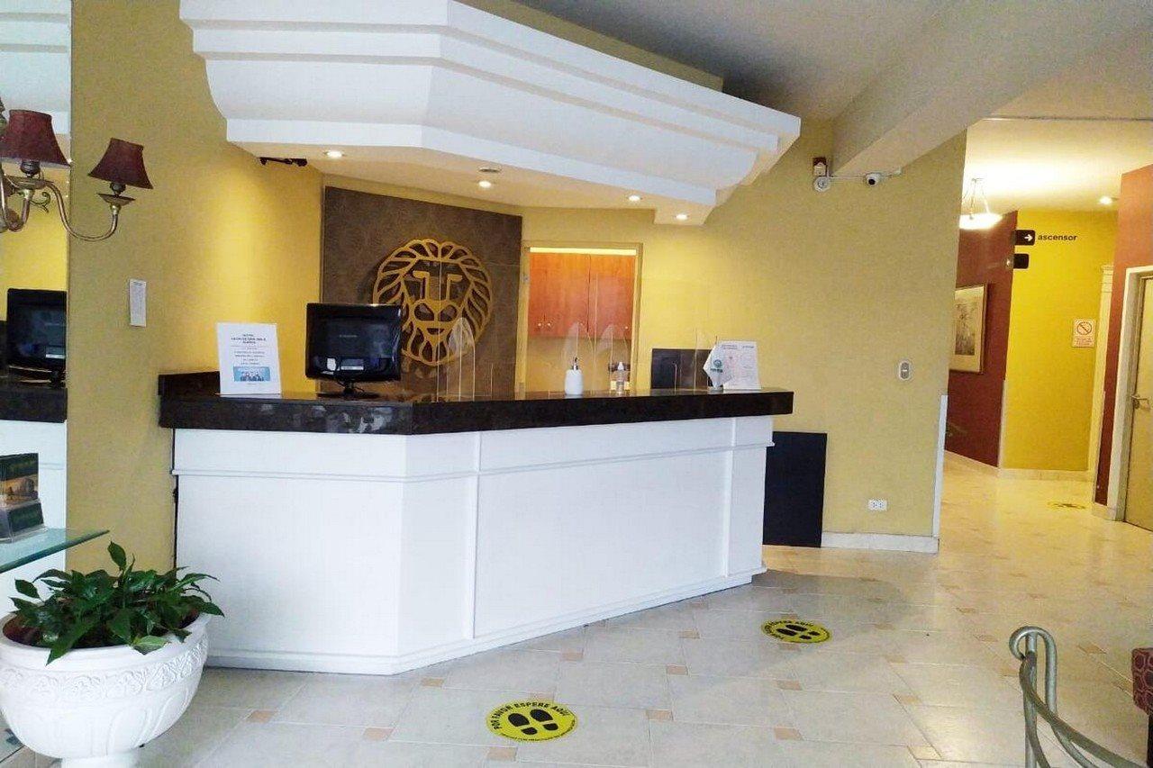 Leon De Oro Inn & Suites Lima Exteriör bild