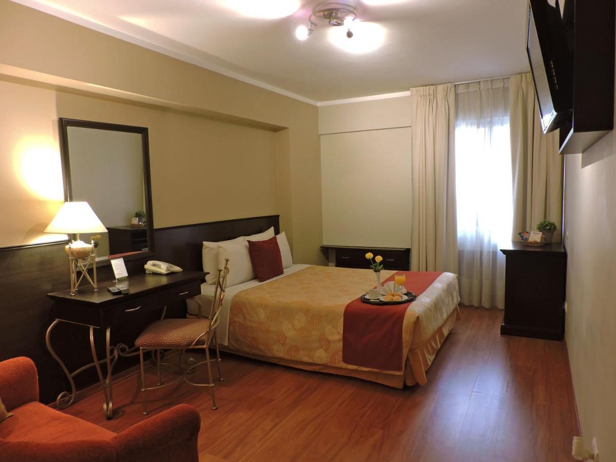 Leon De Oro Inn & Suites Lima Exteriör bild